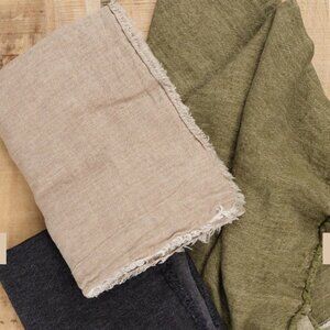 MAISON DE VACANCES 250 cm Crumpled Washed Linen Throw Vice Versa Fringed in Nude